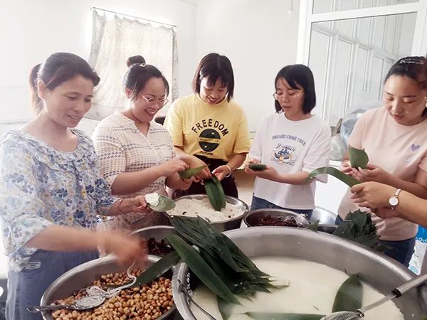 粽子飄香 塞滿幸福 | 騰飛鑄鋼祝大家端午節安康！